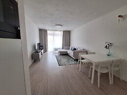 Entrez Apartment Mlynská Bašta