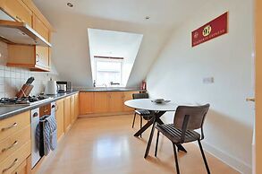 Apartment - Sleeps3 - Close to Warner Bros Studios