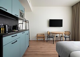 Limehome Athens Geraniou