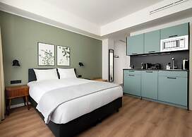 Limehome Athens Geraniou