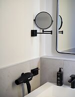 Limehome Athens Geraniou