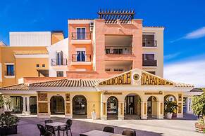 Apartment - Sleeps 4 With Pool & Golf Views