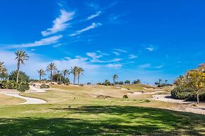 Apartment - Sleeps 4 With Pool & Golf Views