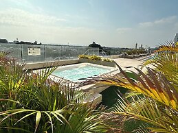 Cartagena Beach Resort