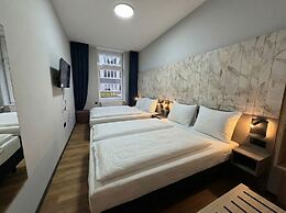 Nivara Hotel