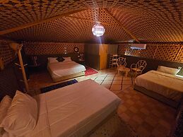 Arabian Desert Home