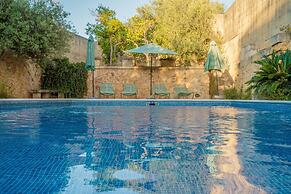 Rustic Gozo Farmhouse With Private Pool