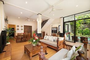 Red Lotus Villa Seminyak