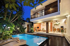Red Lotus Villa Seminyak