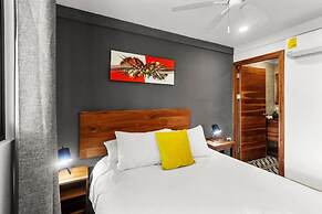 Macaw Beachfront Retreat