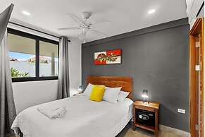 Macaw Beachfront Retreat