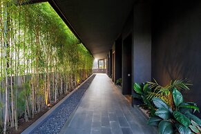 Himawari House