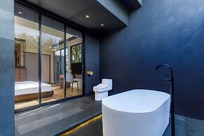 Himawari House