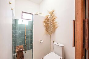 Chic Villa Living, Hidden in the Calm