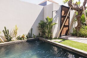 Villa Mor by Alfred in Bali