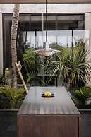 Villa Mor by Alfred in Bali