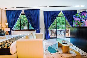 Hotel Noesis