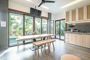 Beautiful 3BR Center Seminyak