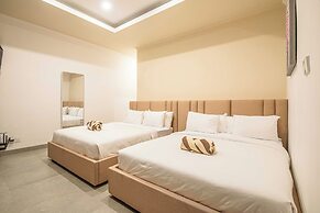 Beautiful 3BR Center Seminyak