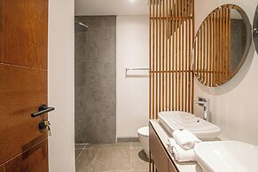 Exquisite 5BR Canggu Villa Steps From the Beach