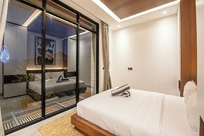 Exquisite 5BR Canggu Villa Steps From the Beach