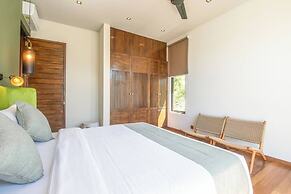 Modern 3BR Villa Enclosed Living