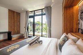 Exquisite 6BR Canggu Villa 400m to Pristine Beach