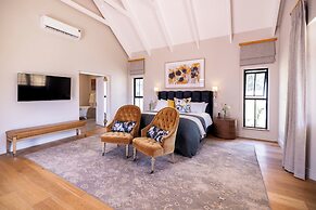 Diggers Country House