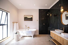 Diggers Country House