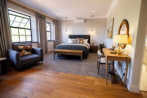 Diggers Country House