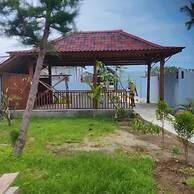 Westwood Bungalow