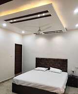 Hotel Indra Jaunpur
