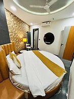 HOTEL SAWARIYA