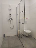 Modern 2BR Apartment In Prime Vienna