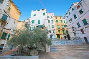 Domus Piazza Brigida