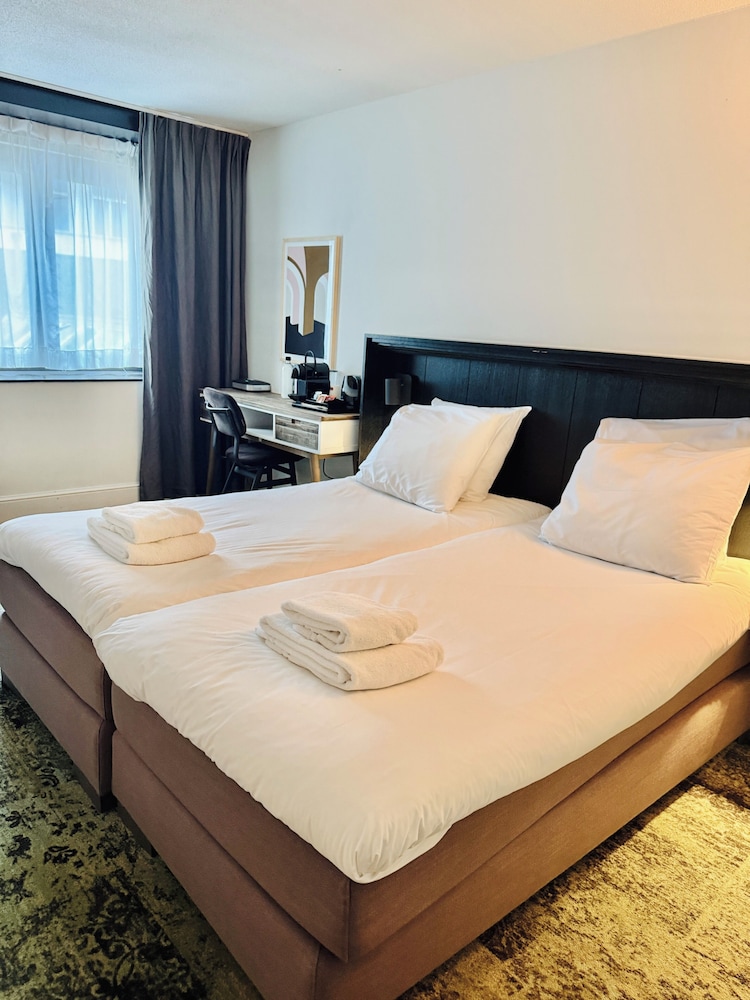 S&A Vondel Park Hotel