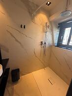 S&A Vondel Park Hotel