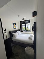 S&A Vondel Park Hotel