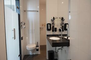 S&A Vondel Park Hotel