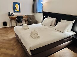 S&A Vondel Park Hotel