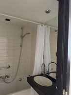 S&A Vondel Park Hotel