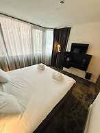 S&A Vondel Park Hotel