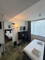 S&A Vondel Park Hotel