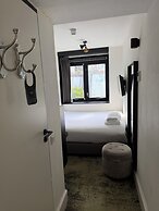 S&A Vondel Park Hotel