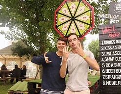 Haro San Vino Wine Fight Camping