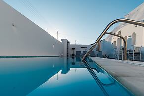 Santorini Fira Oasis
