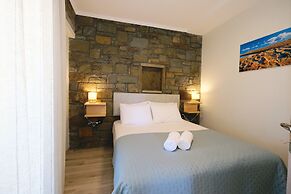 Amari stone apartments