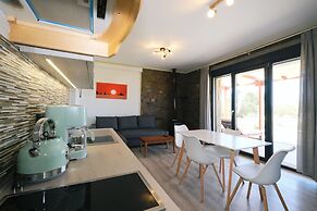Amari stone apartments