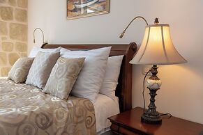 Queen Teuta Luxury Rooms Split