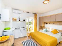 Apartments Smiljana Podaca